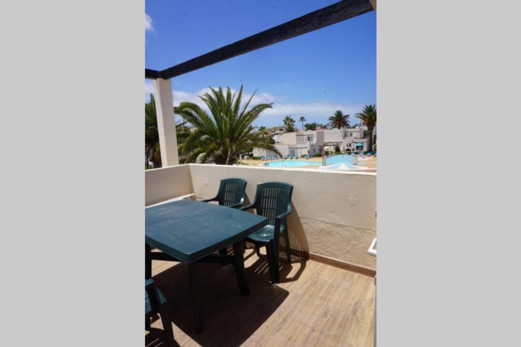 Apartamento Recien Reformado En Centro A Tres Minutos De La Playa Apartment Коралео Екстериор снимка